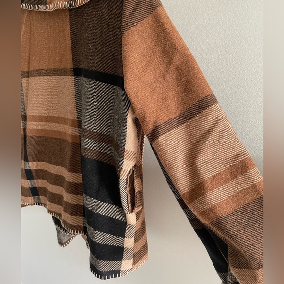 Alison Sheri oversized plaid sweater jacket - Picture 2 of 5